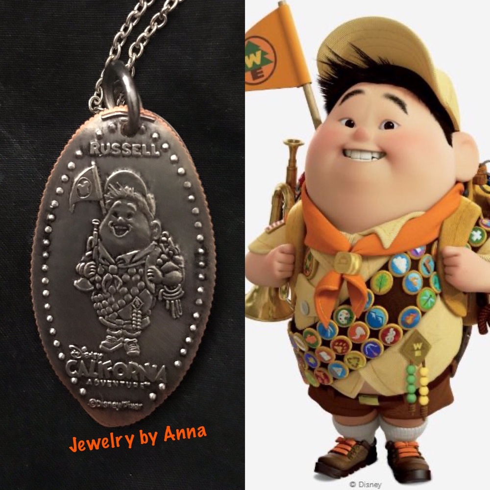 Host Pick!! 🥳 Long Disney Russell Necklace
